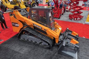 DEVEON Launches the New DTL35 Skid-Steer for 2024