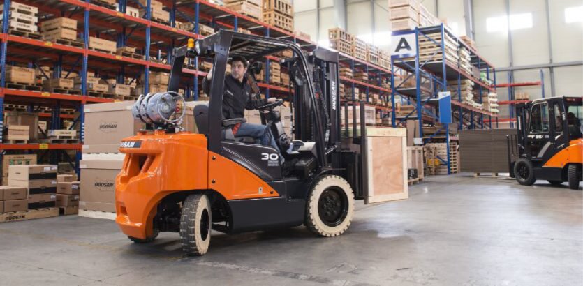 Avoid These 5 Common Forklift Operating Mistakes