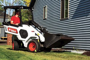 Williams Machinery Introduces New Bobcat® Small Articulated Loader