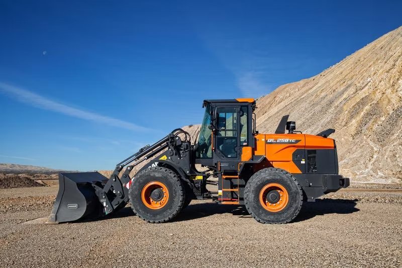 Cash Rebate & Great Financing on DEVELON Wheel Loaders