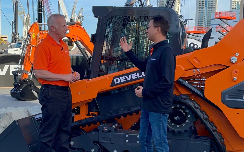 Introducing the New DEVELON DTL35 Skid-Steer