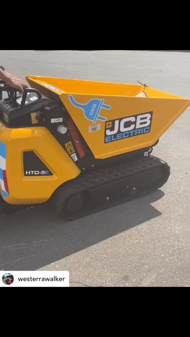 Did someone say JCB? 👀 We’ve had our first model enter the rentals fleet today with @werentequip! Contact us for a quote on equipment to help you get jobs done with ease

#rentals #rentalequipemt #jcb #werentequipment #britishcolumbia #williamsjcb #construction