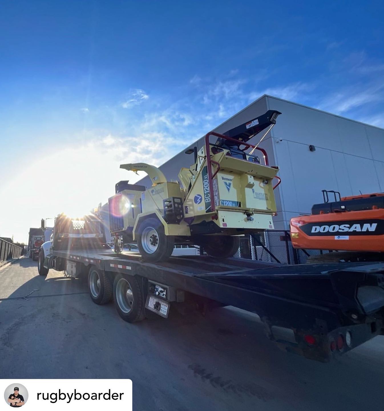 #repost @rugbyboarder Off to it’s new home. Thanks @bartletttreeexpertscanada Did you know that you can get custom paint on your factory orders? Reach out to find out more @vermeerbc #vermeerchipper #paint #arborist #whatcolorwouldyouget